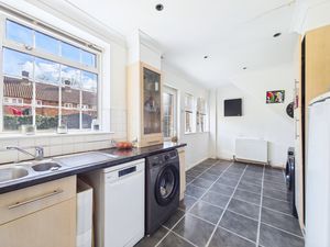 Photo 7- click for photo gallery